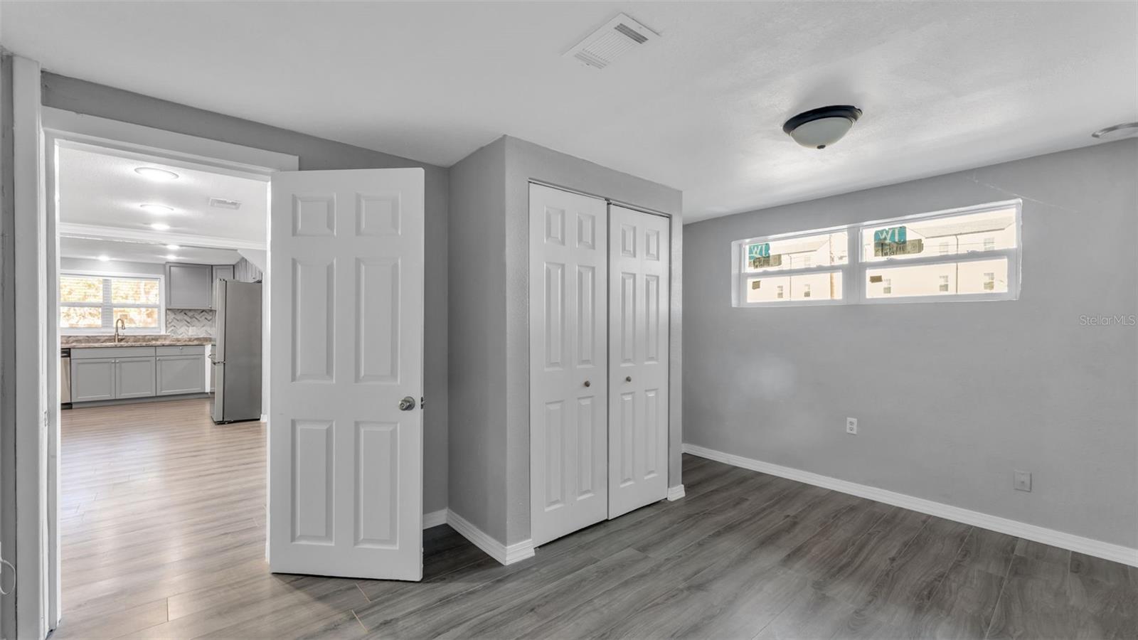 Image 15 of 36 For 1015 Browning Road