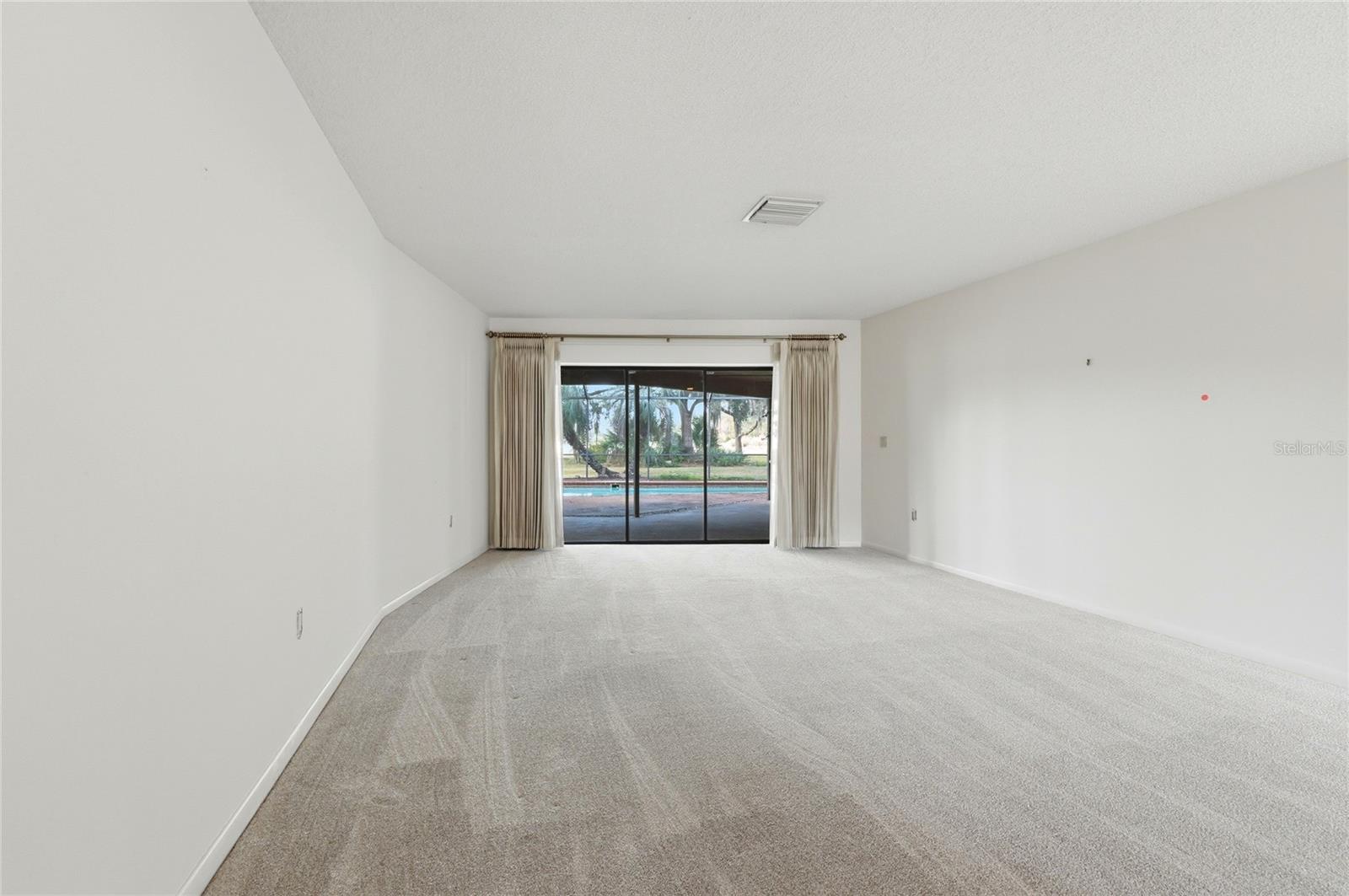 Image 30 of 56 For 1803 Country Club Court