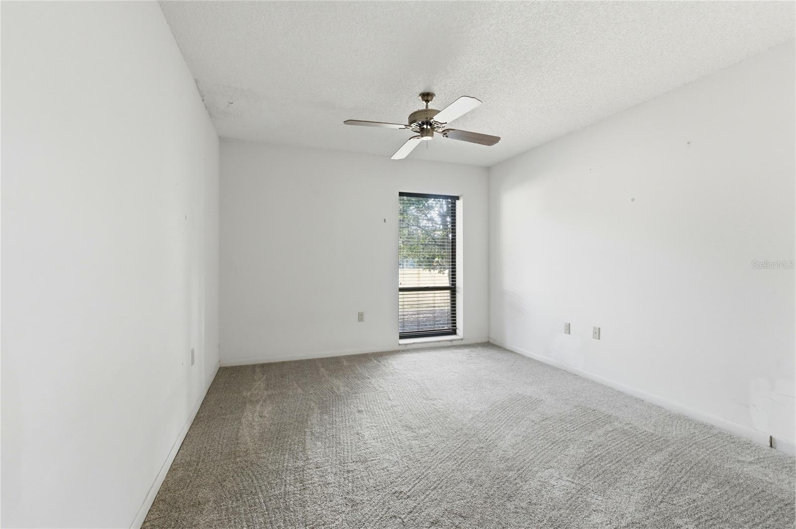 Image 41 of 56 For 1803 Country Club Court