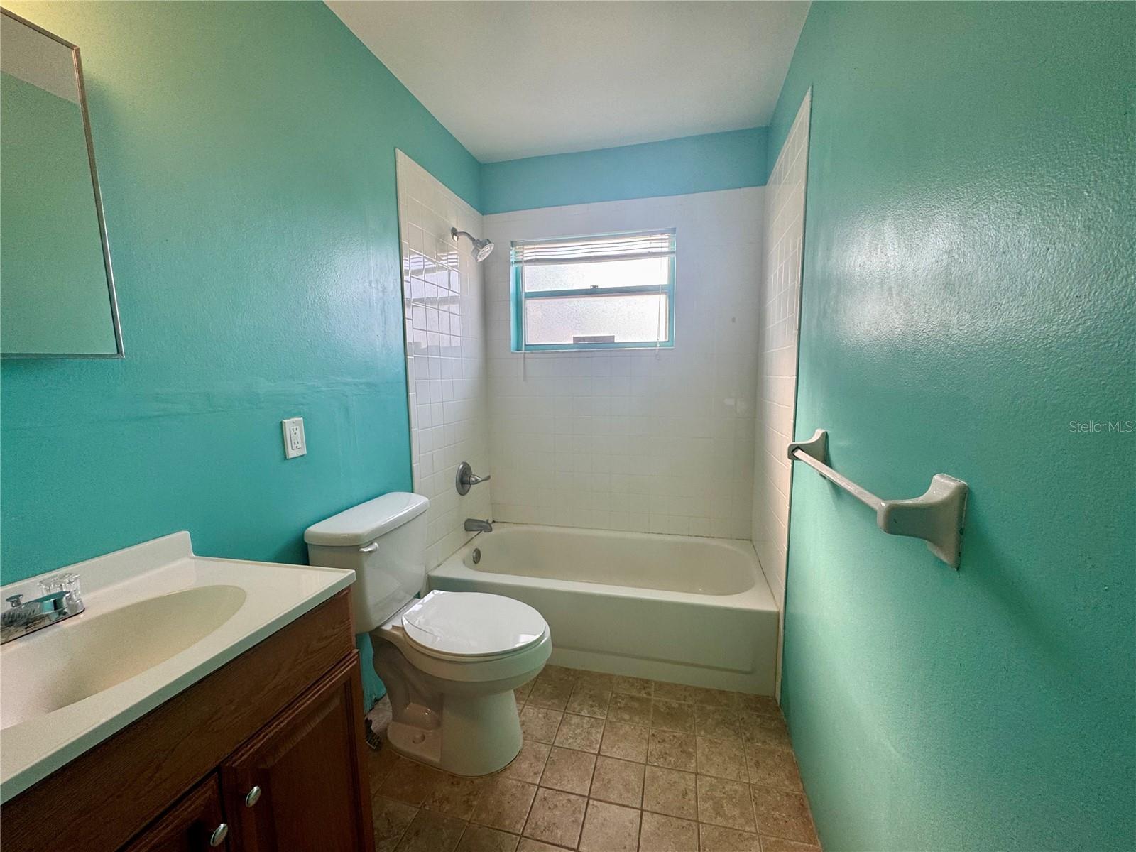 Listing photo id 8 for 4865 Sally Boulevard