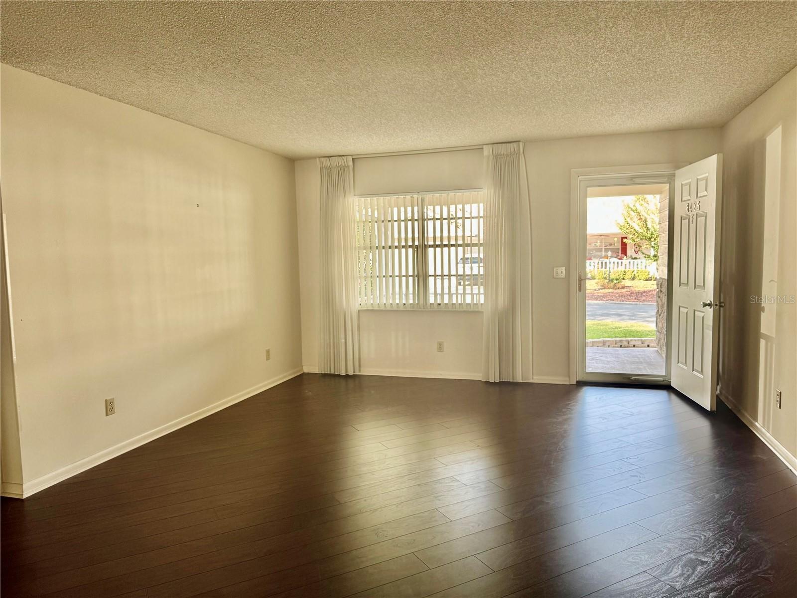 Image 3 of 28 For 8426 92nd Lane F