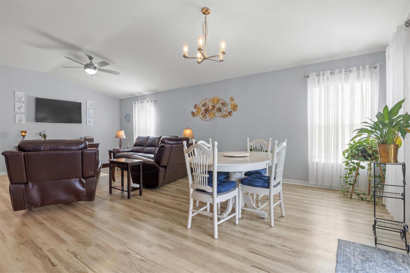 Image 16 of 40 For 1591 Mattie Pointe Place