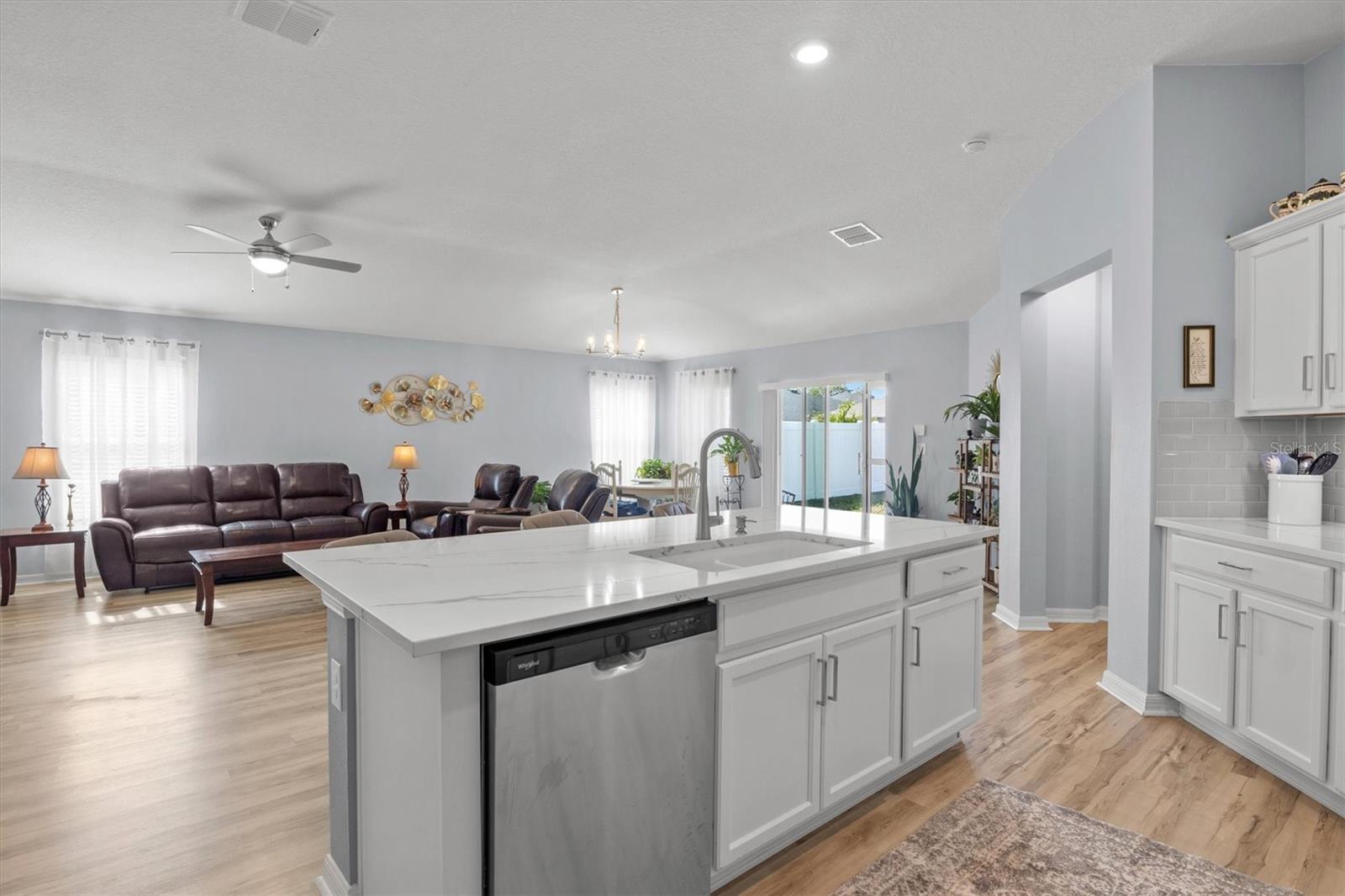 Image 5 of 40 For 1591 Mattie Pointe Place