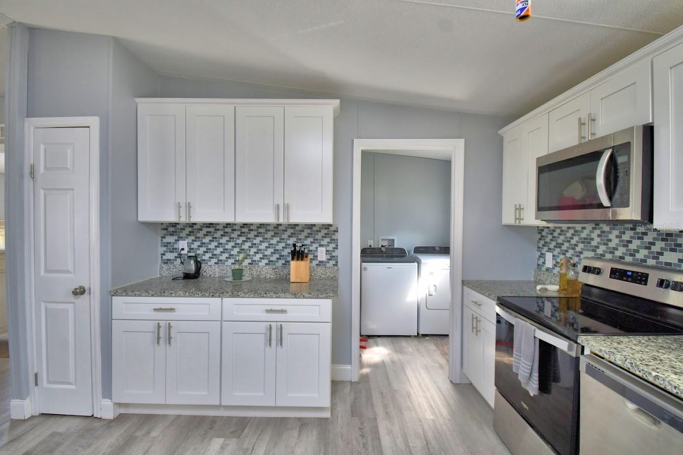 Image 21 of 29 For 4055 Big Bend Trail