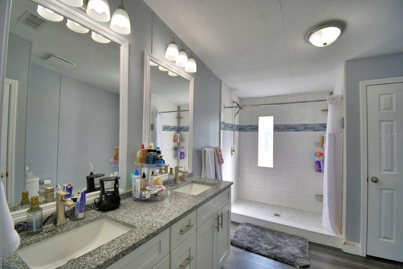 Image 25 of 29 For 4055 Big Bend Trail