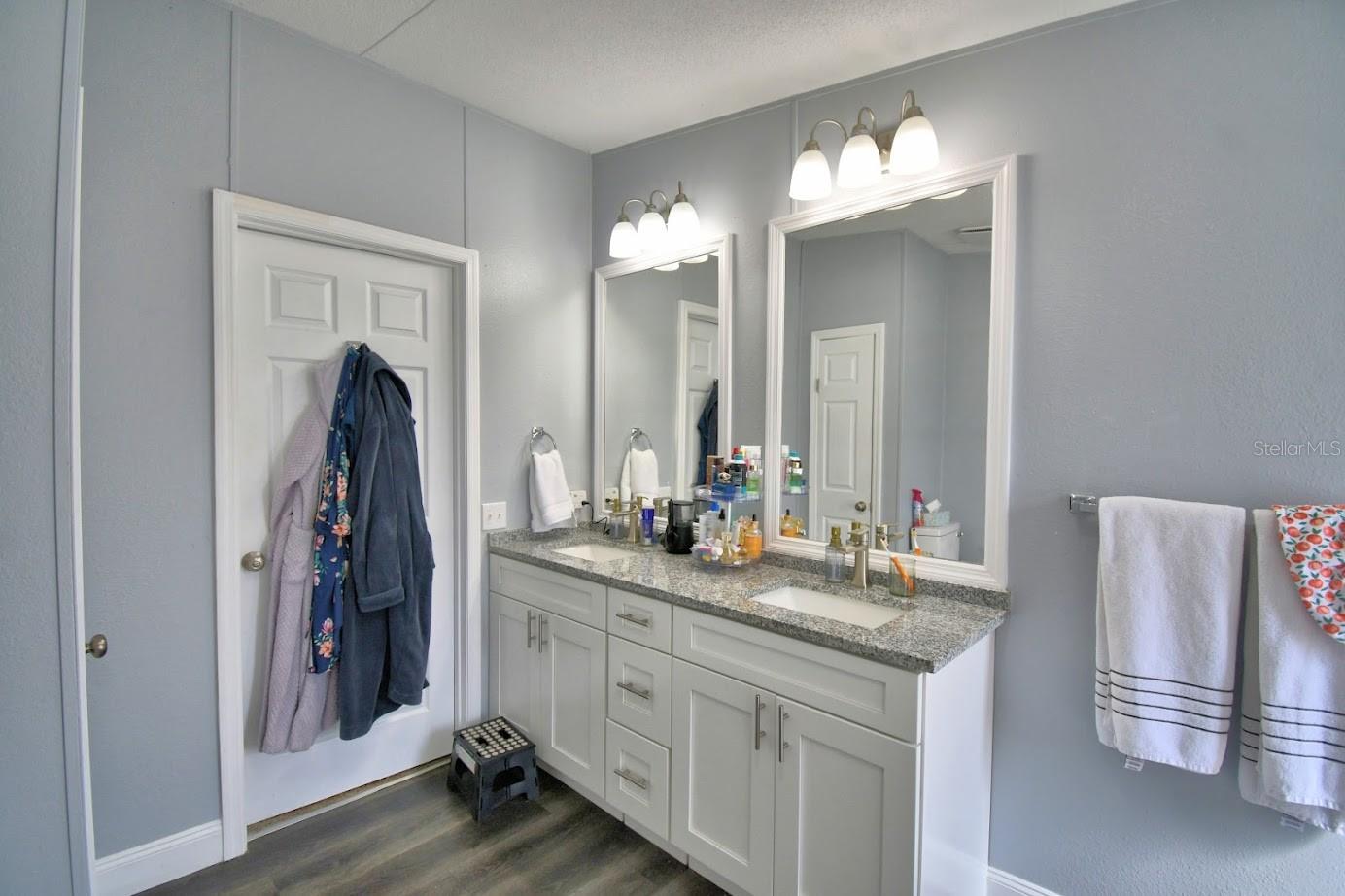 Image 26 of 29 For 4055 Big Bend Trail