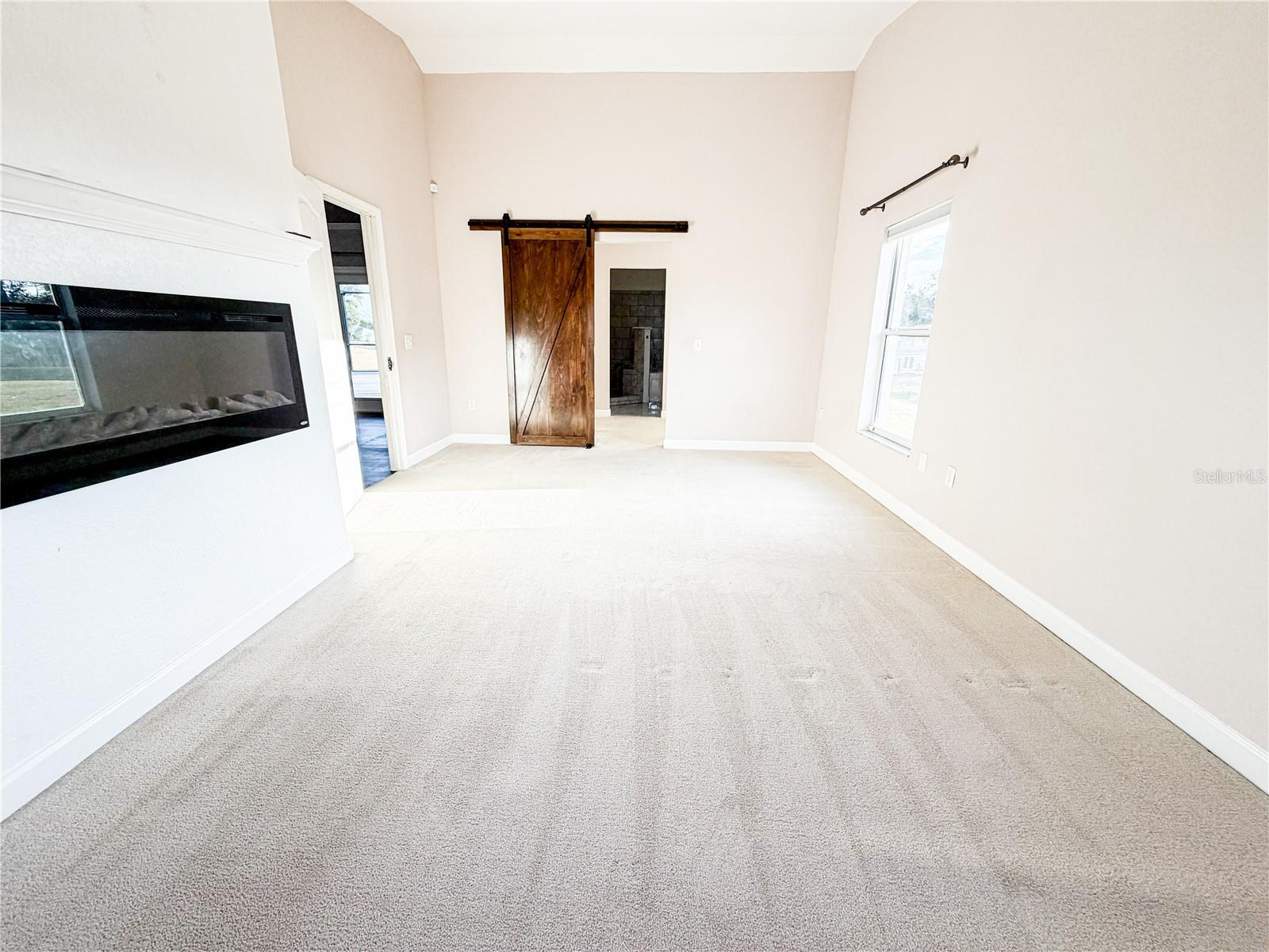 Image 10 of 24 For 8215 Westmont Terrace Drive