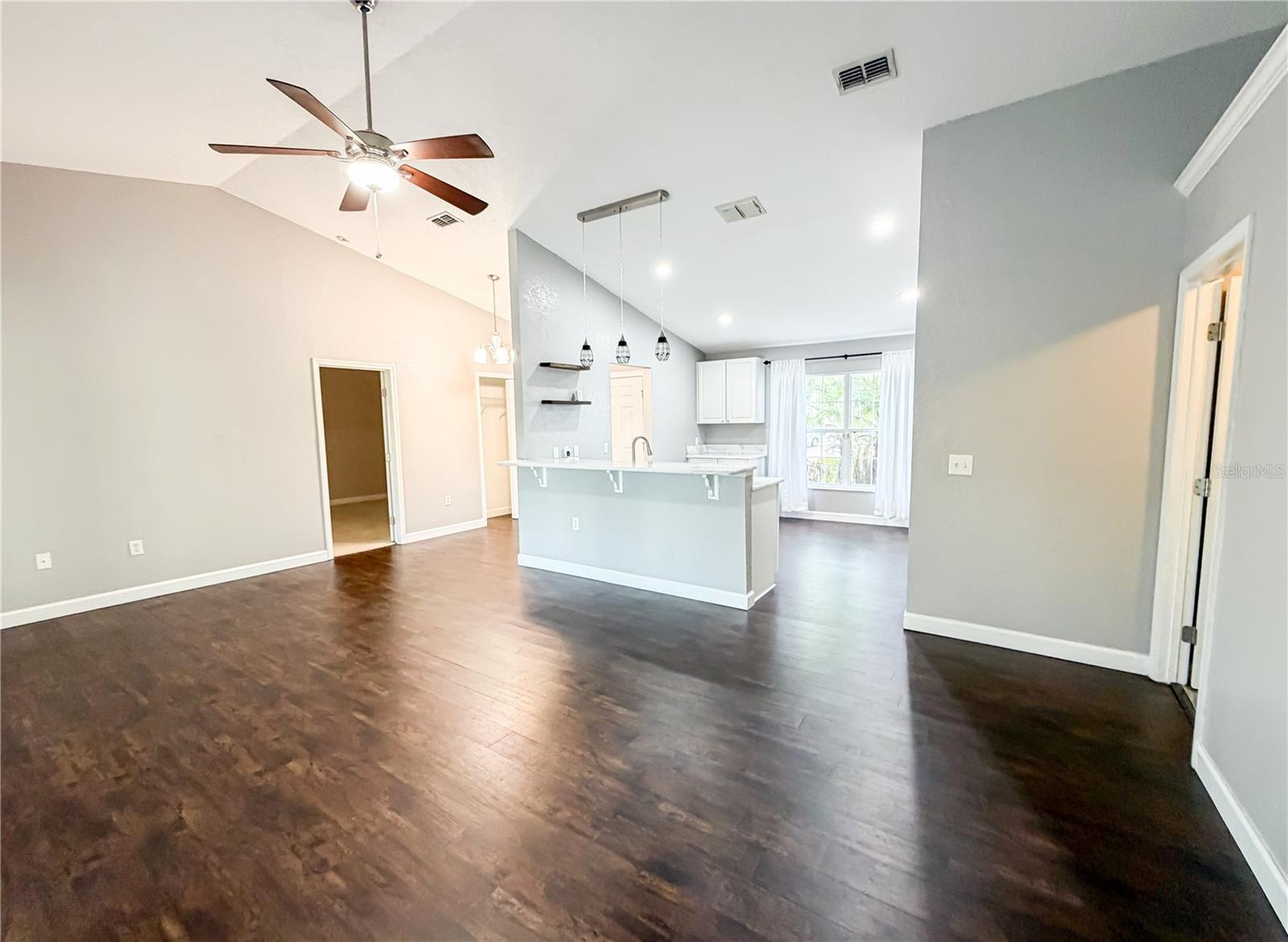 Image 7 of 24 For 8215 Westmont Terrace Drive