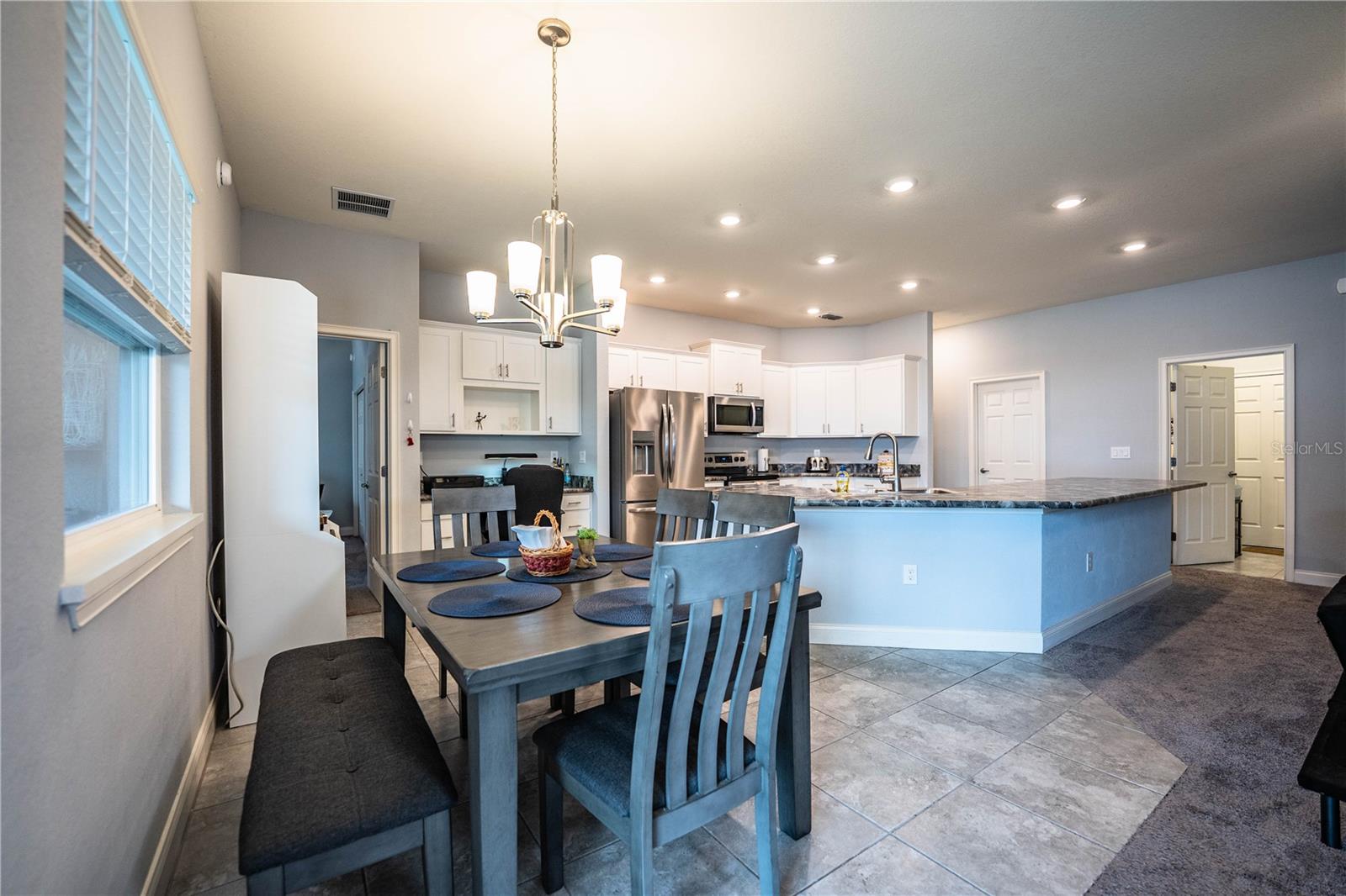 Image 14 of 75 For 261 Walkers Point Drive