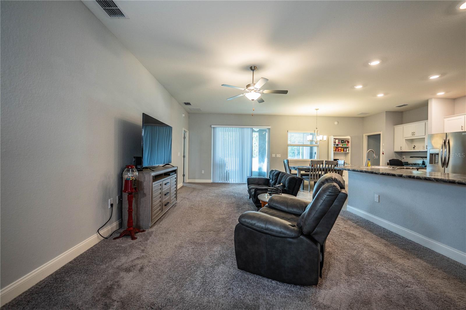 Image 27 of 75 For 261 Walkers Point Drive