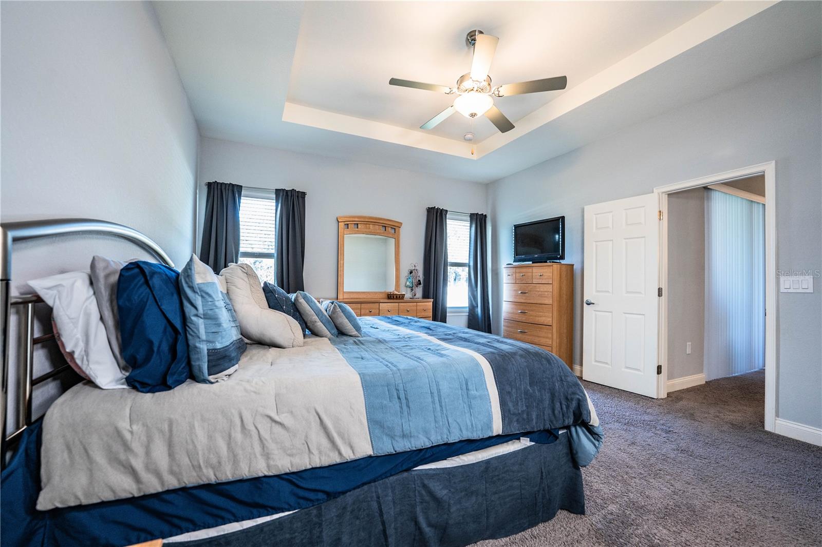 Image 31 of 75 For 261 Walkers Point Drive