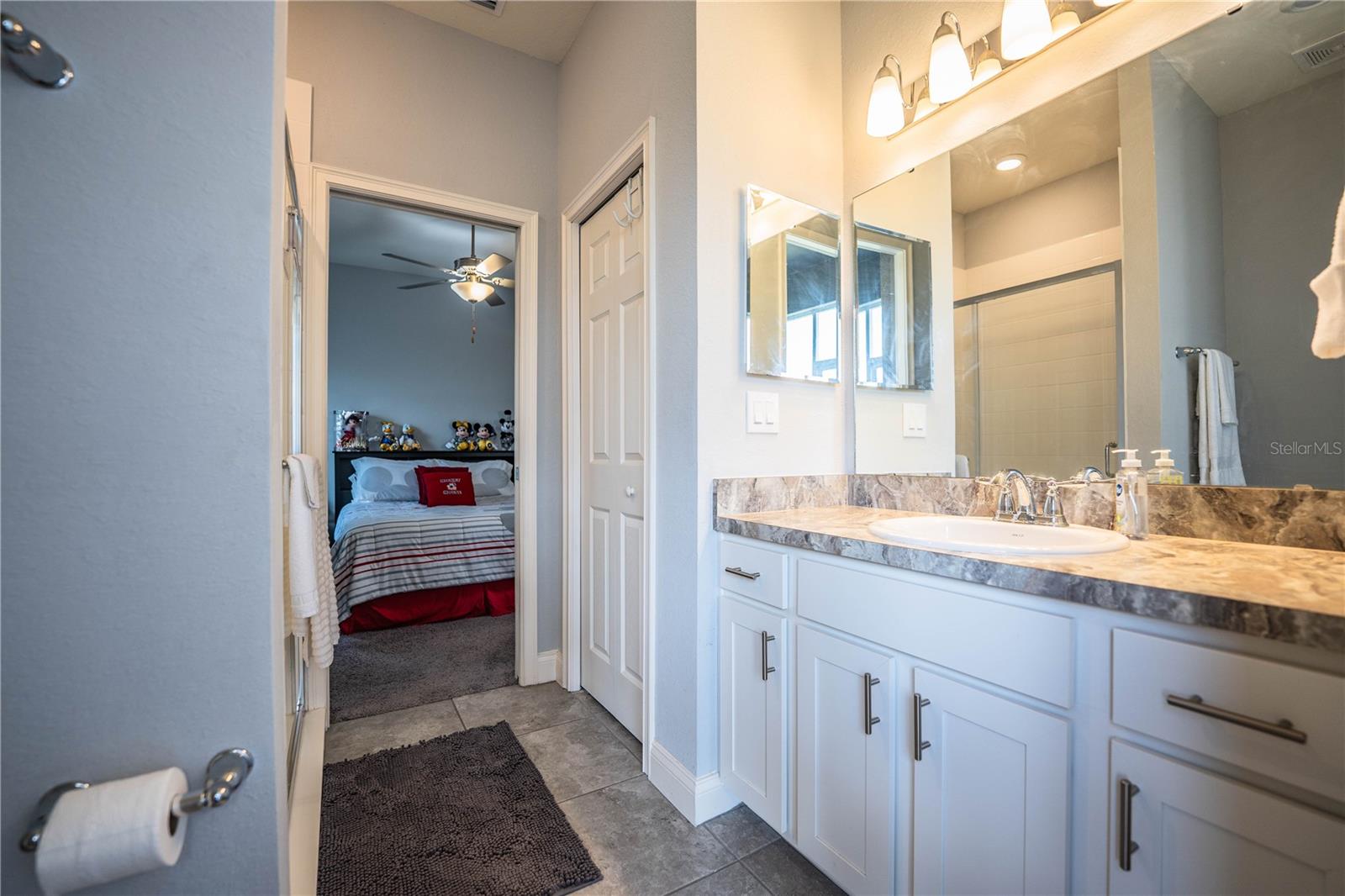 Image 43 of 75 For 261 Walkers Point Drive