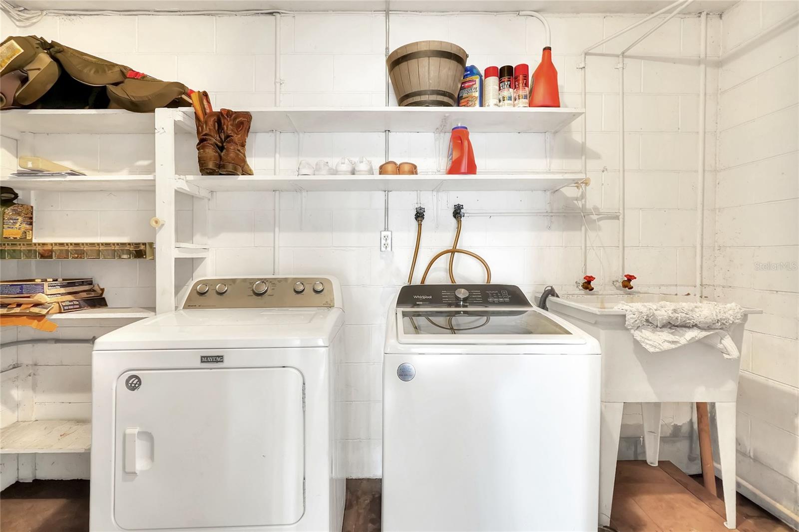 Image 14 of 61 For 412 Alturas Babson Cutoff Road