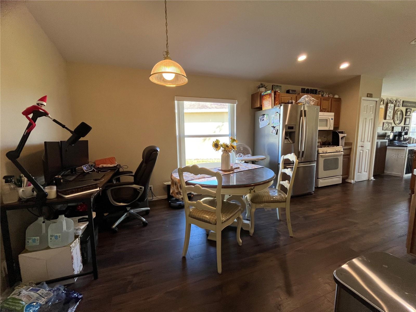 Image 13 of 63 For 3833 Whistlewood Circle