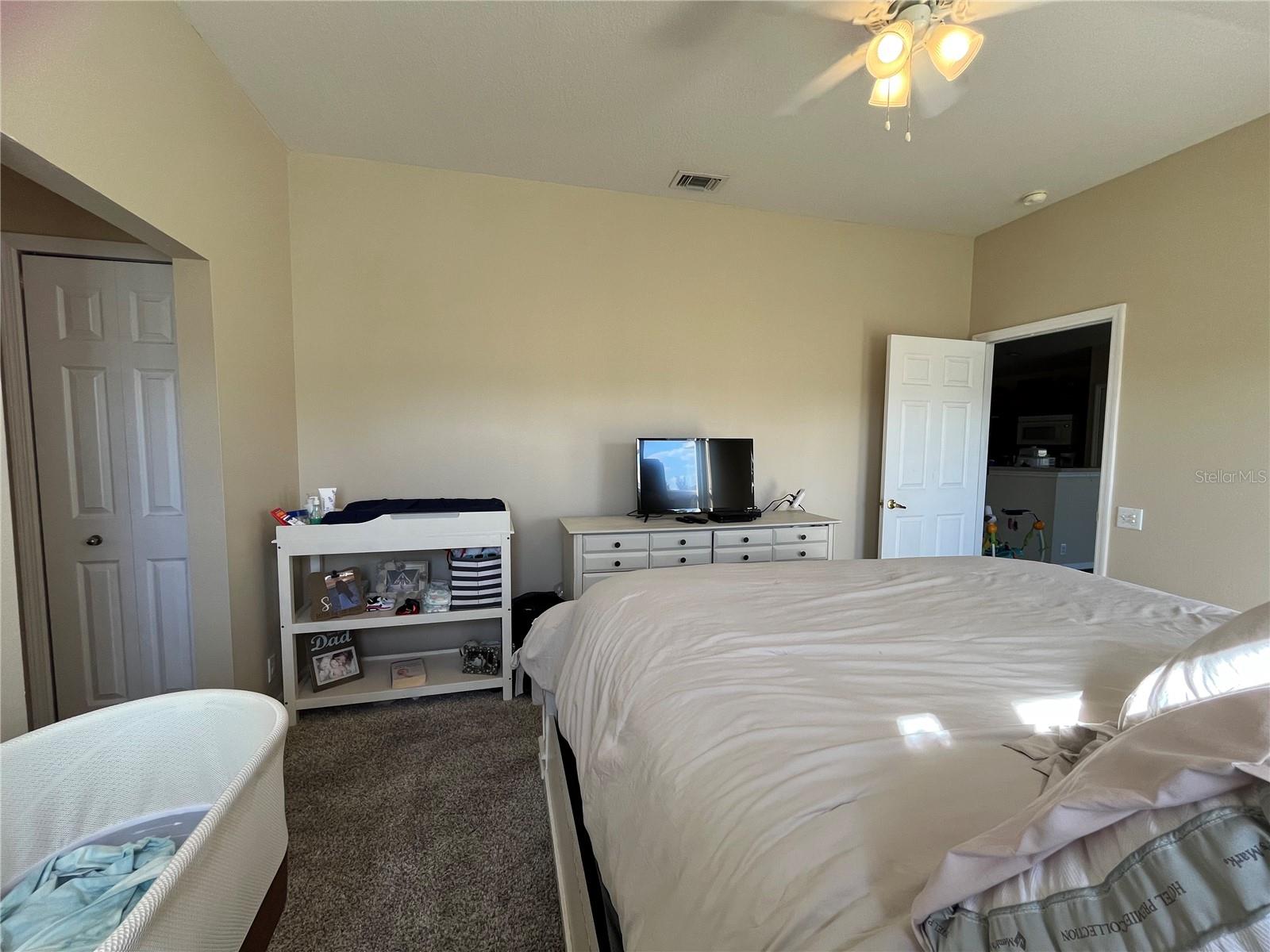 Image 24 of 63 For 3833 Whistlewood Circle