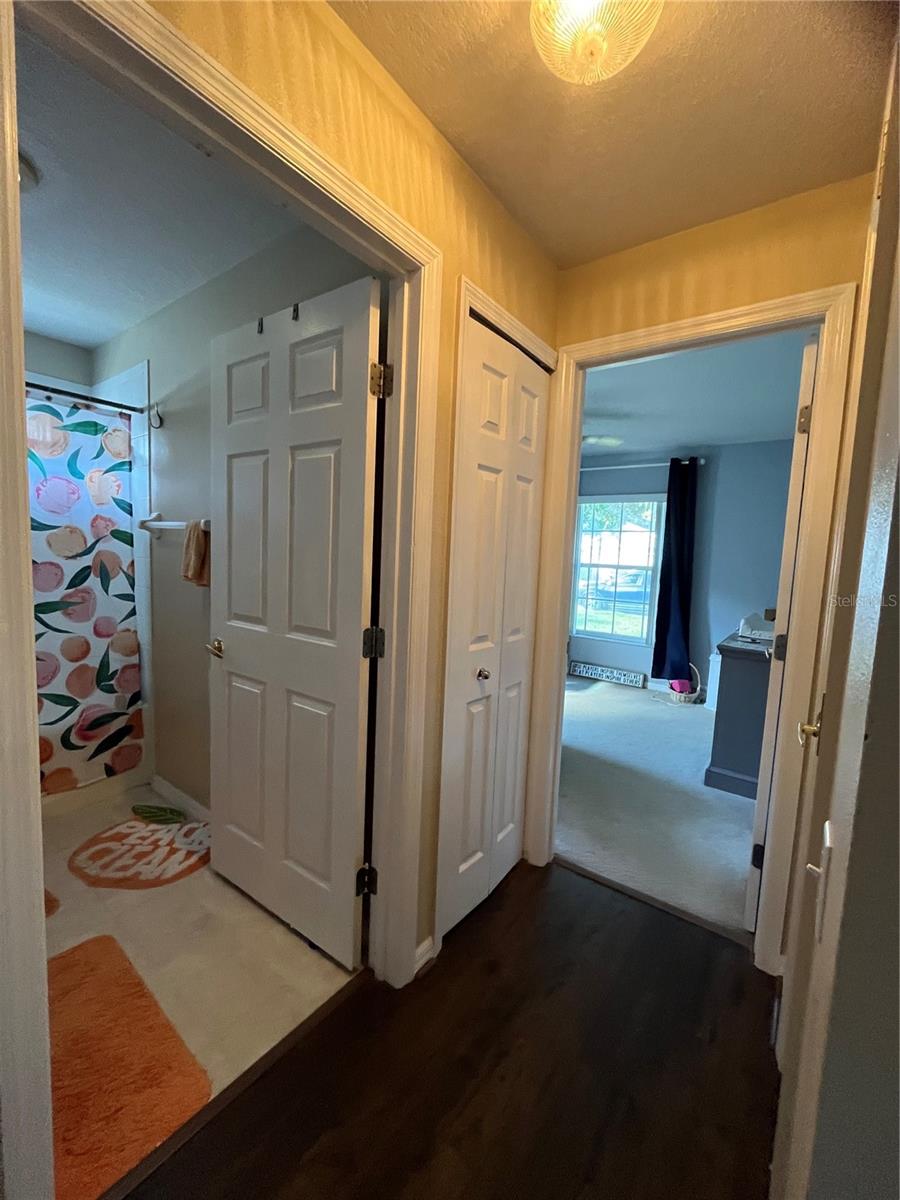 Image 31 of 63 For 3833 Whistlewood Circle