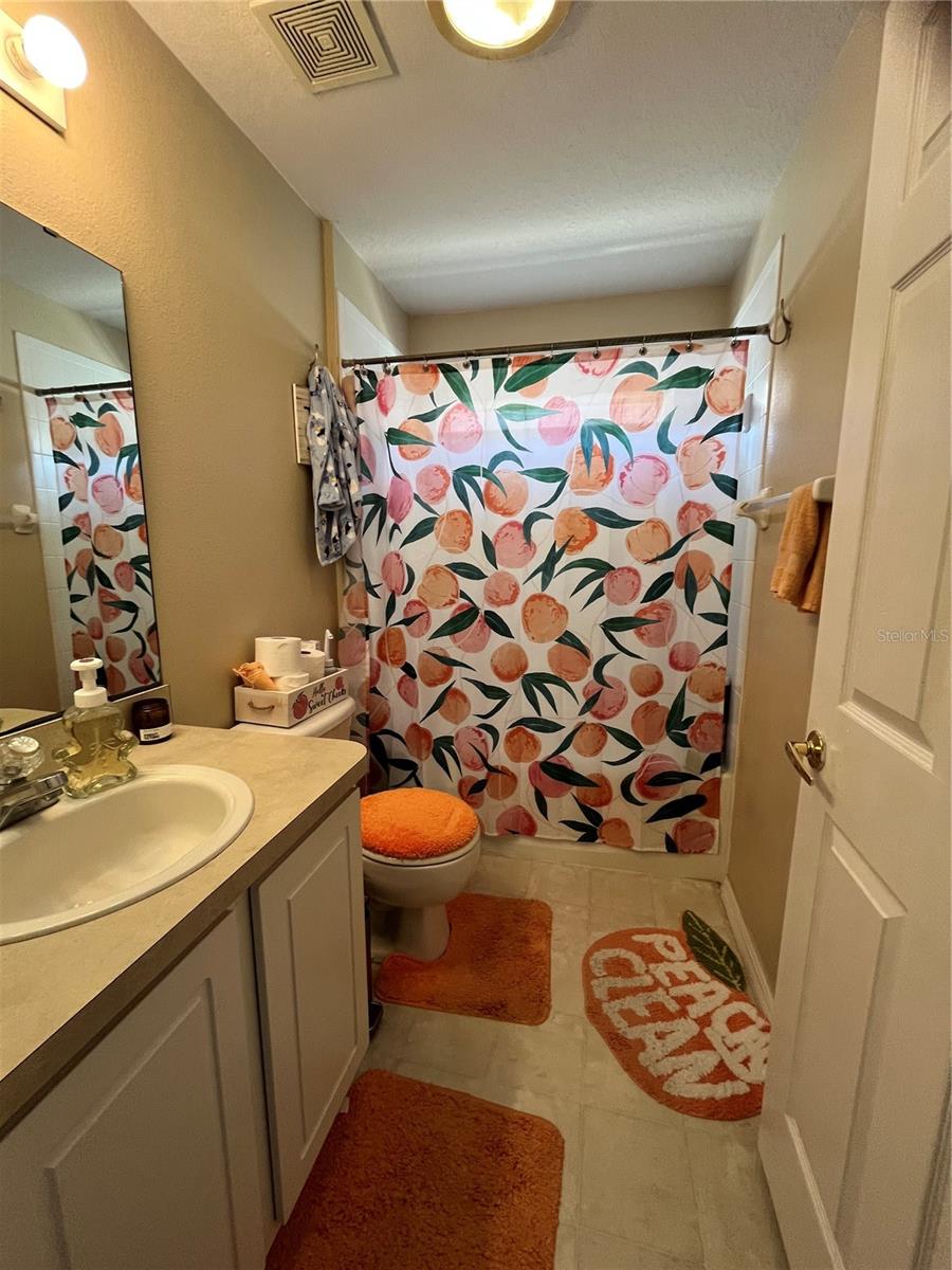 Image 32 of 63 For 3833 Whistlewood Circle