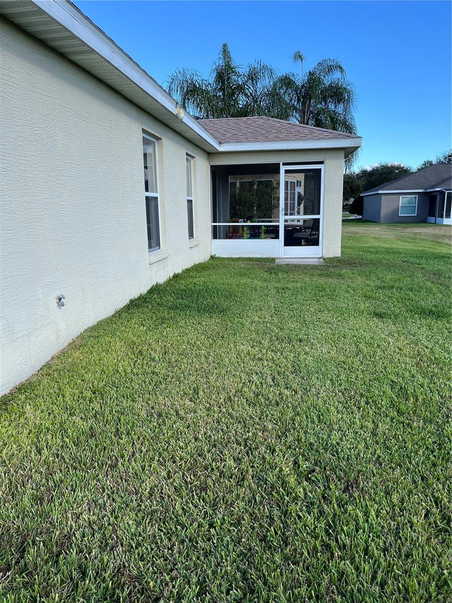 Image 40 of 63 For 3833 Whistlewood Circle