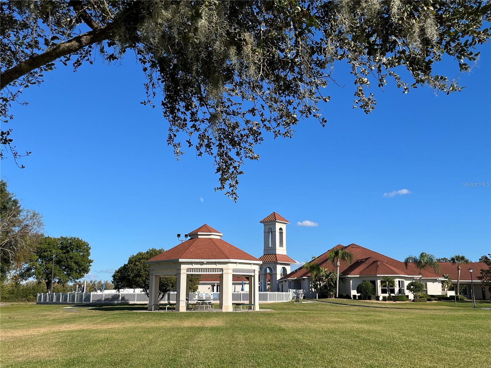 Image 50 of 63 For 3833 Whistlewood Circle