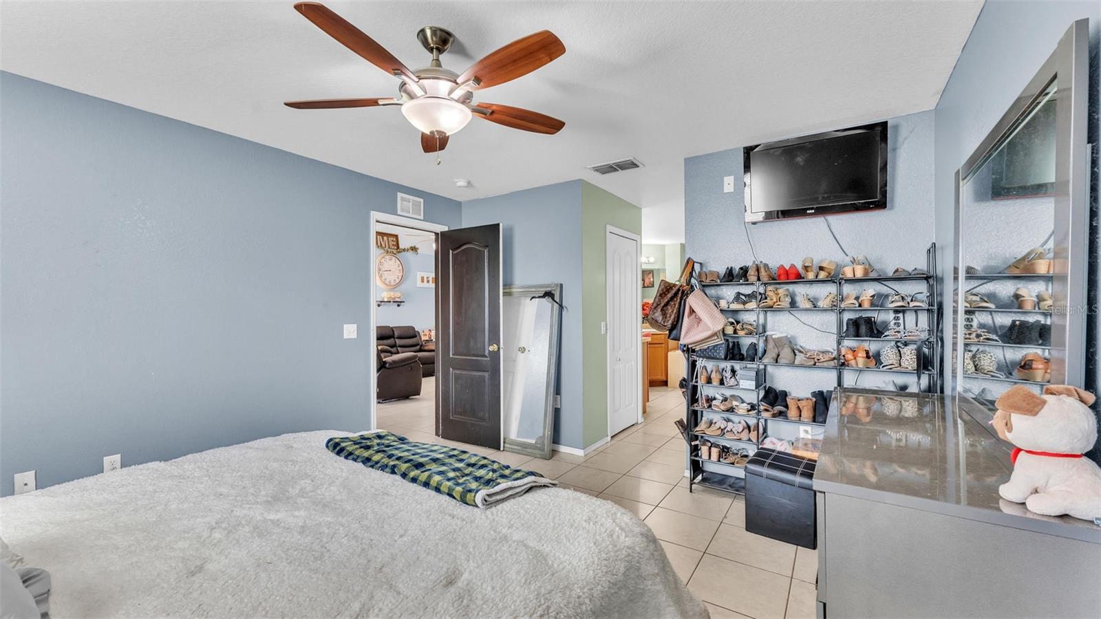 Image 9 of 17 For 834 Auburn Preserve Boulevard