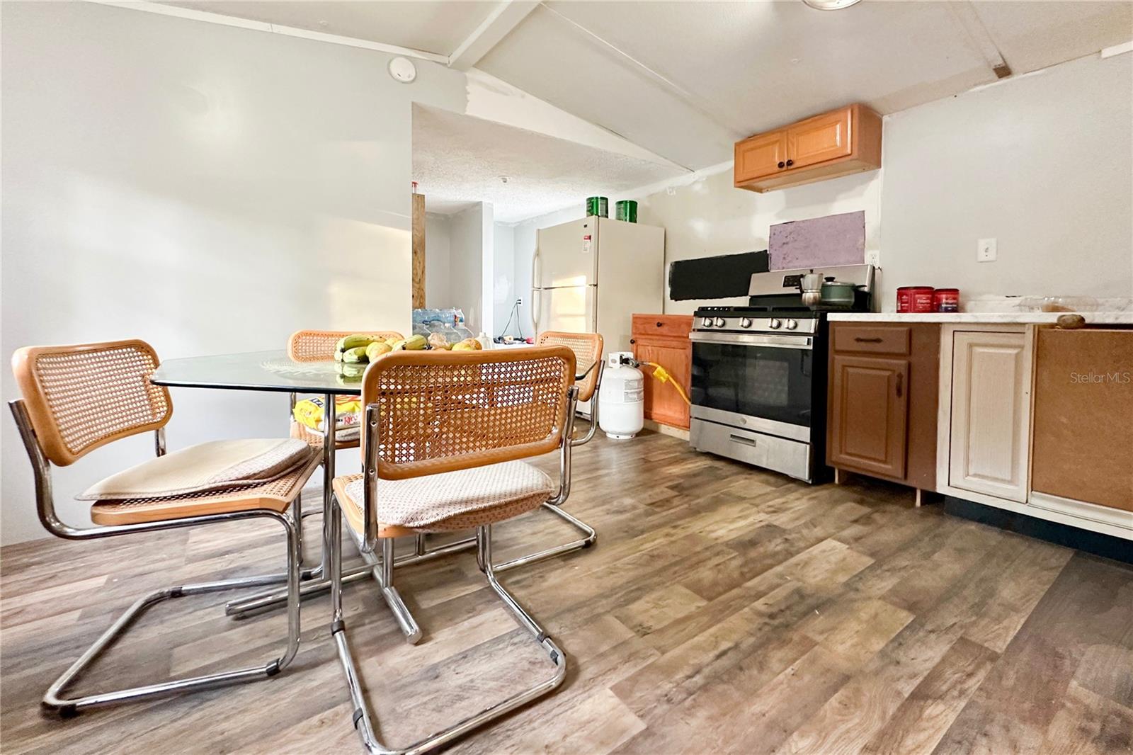 Image 17 of 50 For 198 Spurlock Road