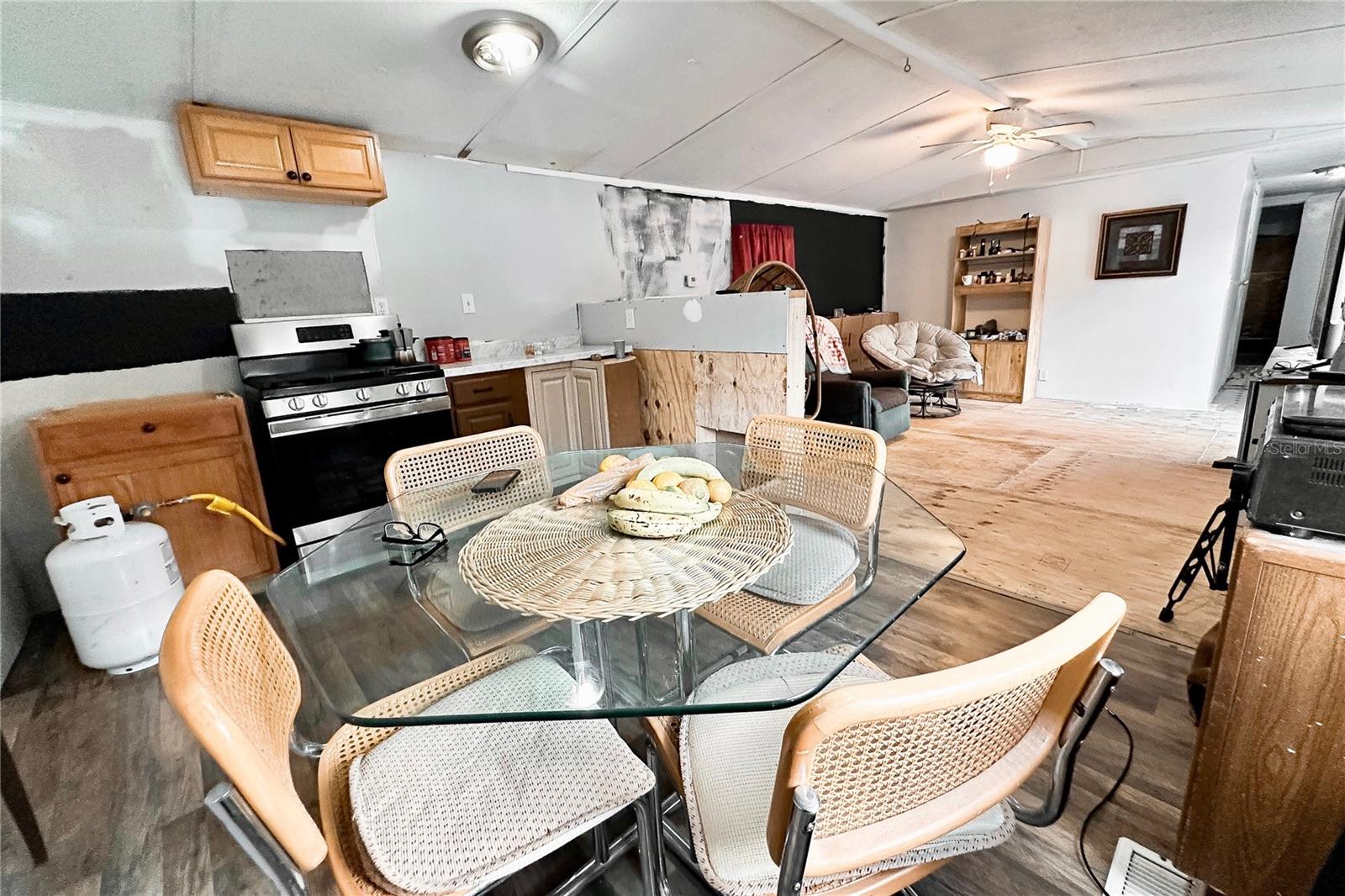 Image 21 of 50 For 198 Spurlock Road