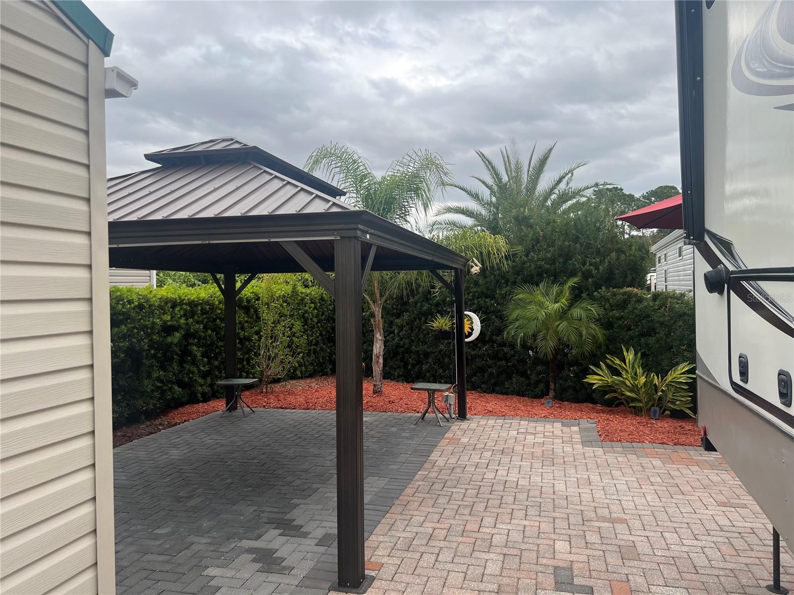 Image 3 of 8 For 2408 Palm Street 197