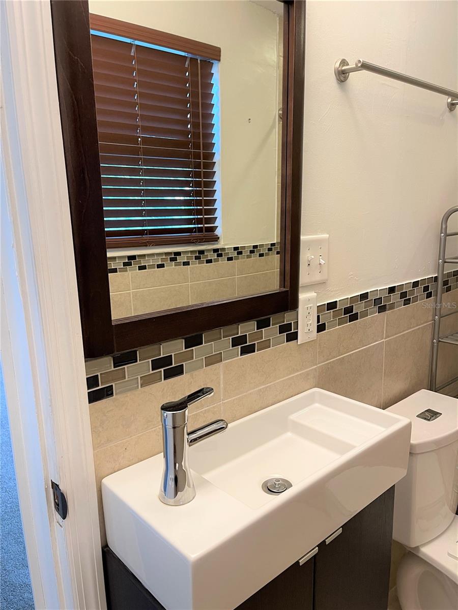 Image 18 of 38 For 539 Belvedere Street