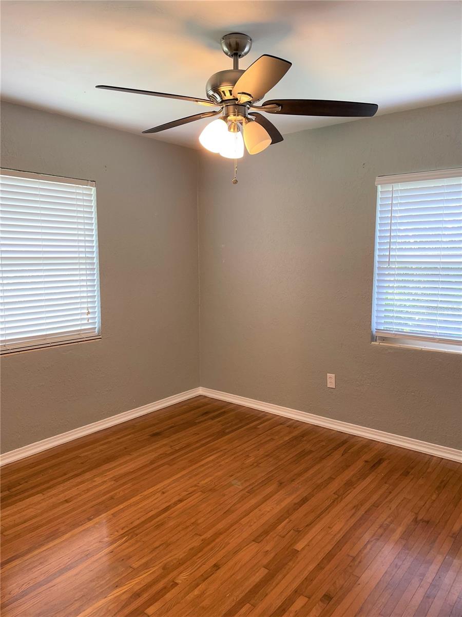 Image 21 of 38 For 539 Belvedere Street