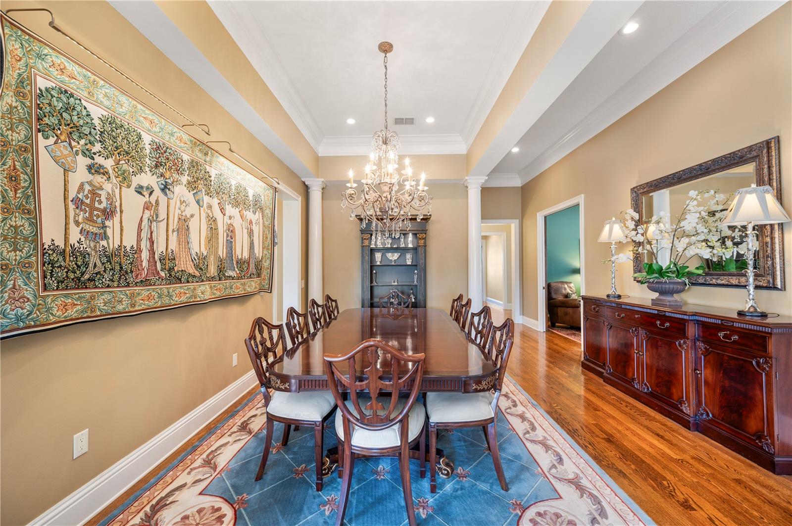 Image 13 of 86 For 2640 Bellerive Drive