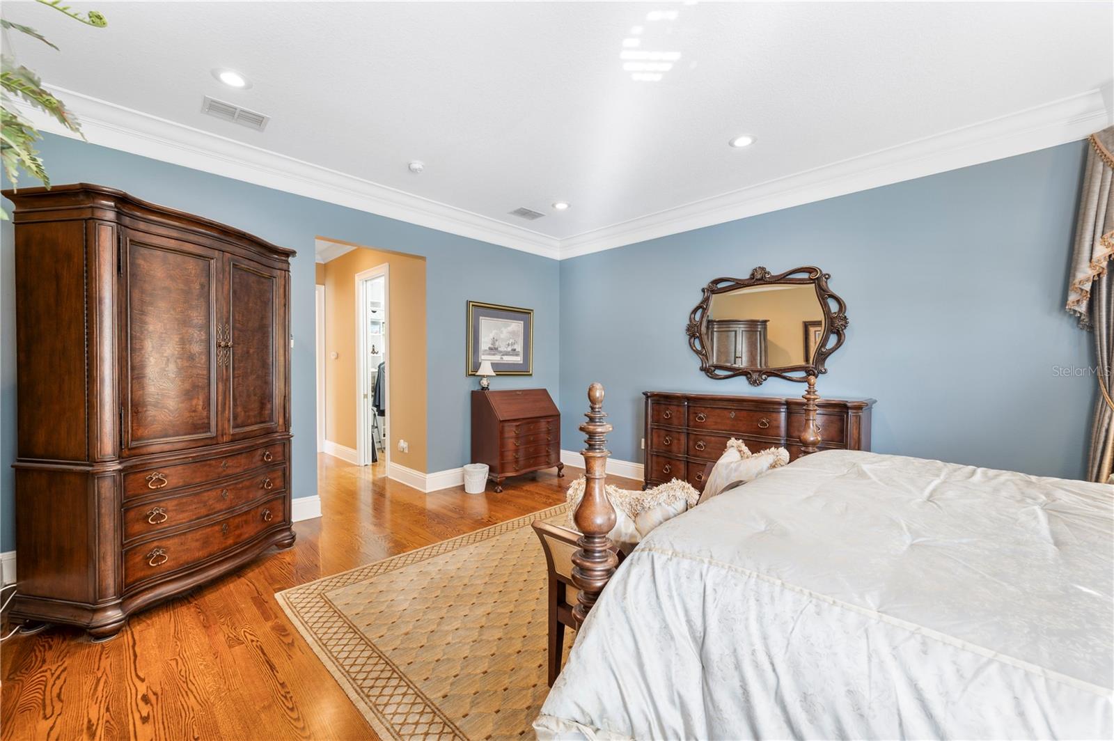 Image 38 of 86 For 2640 Bellerive Drive