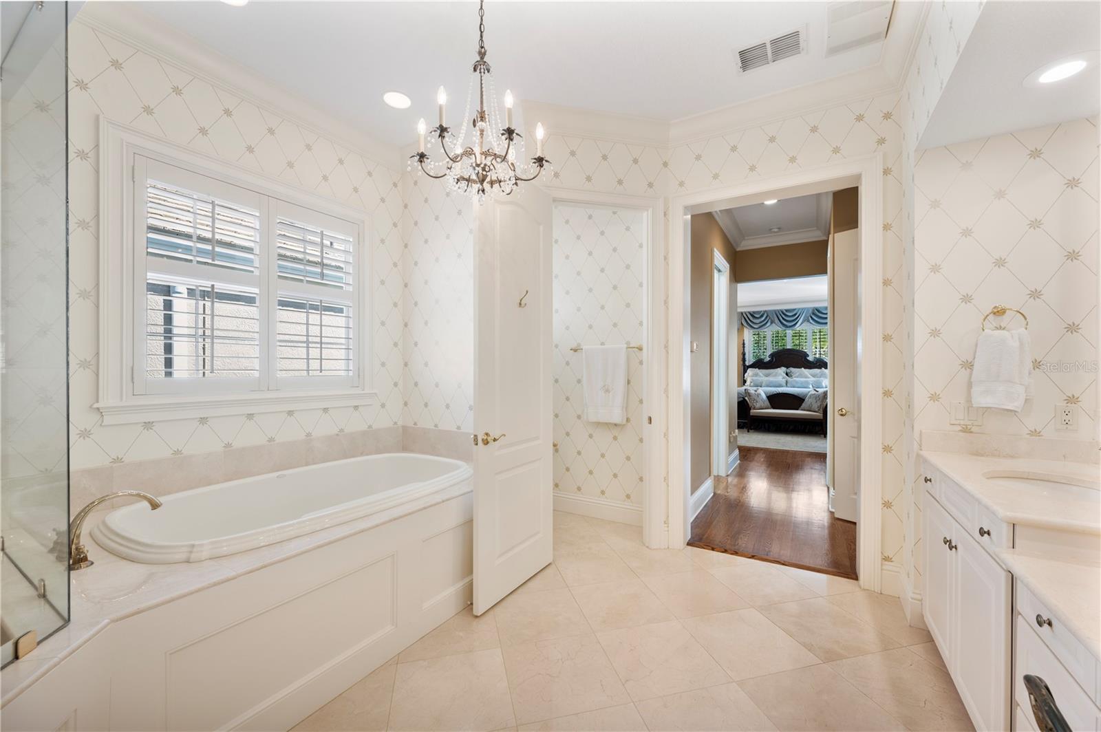 Image 41 of 86 For 2640 Bellerive Drive