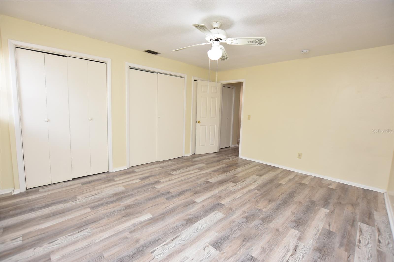 Image 13 of 14 For 619 Robin Road 2