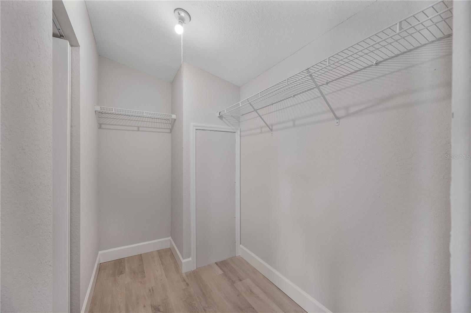 Image 14 of 36 For 4515 Sarver Avenue