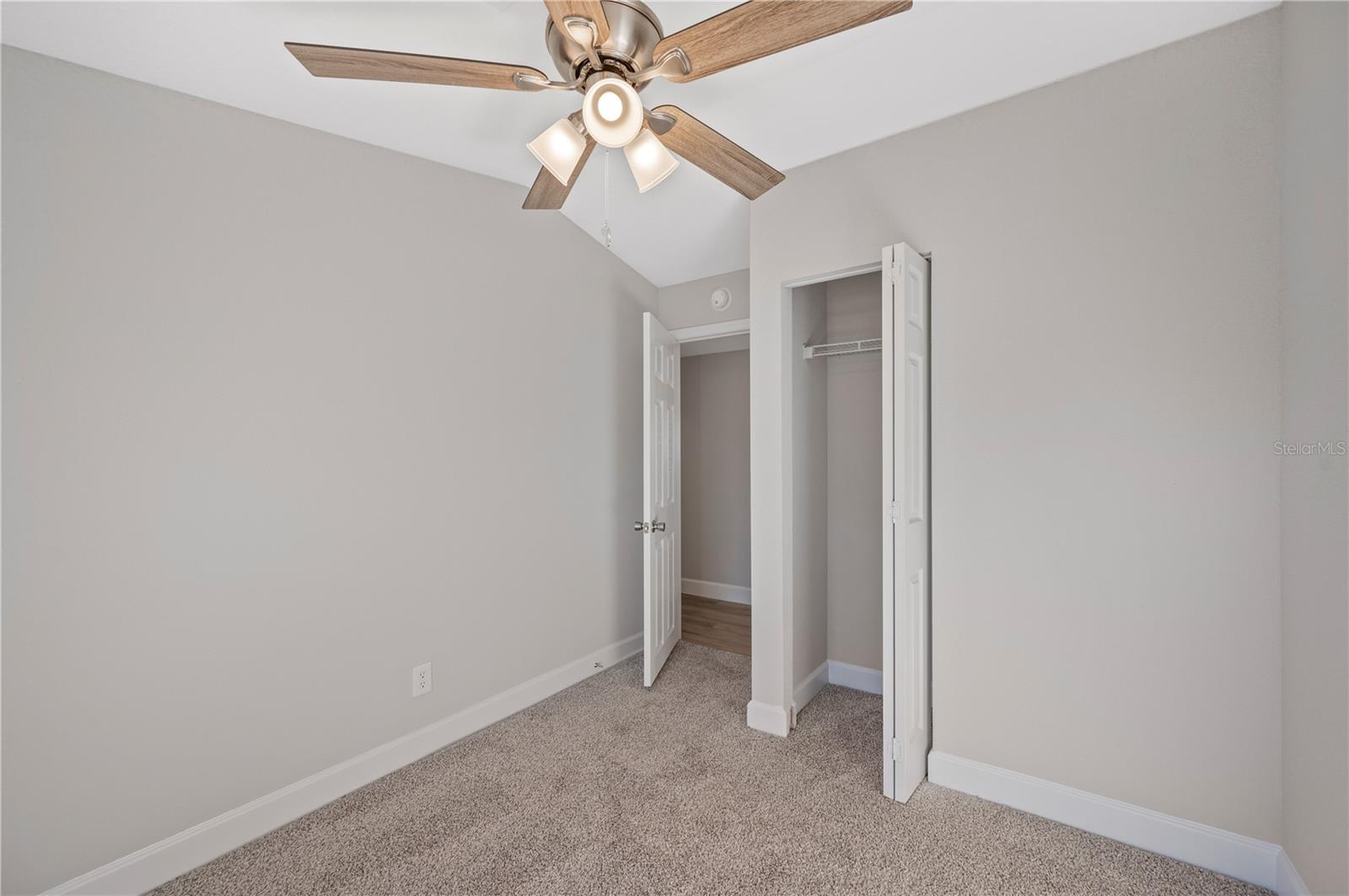 Image 16 of 36 For 4515 Sarver Avenue