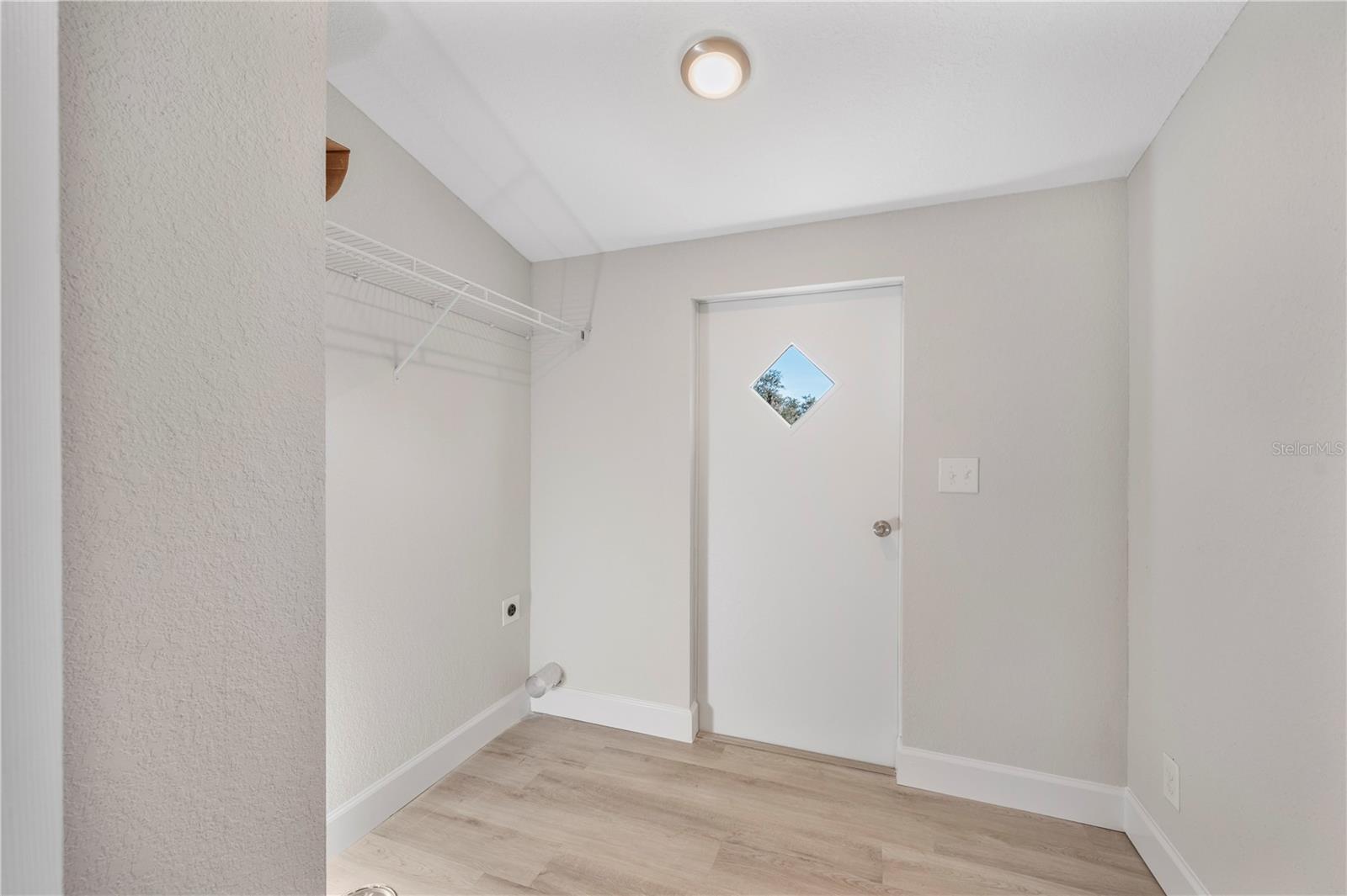 Image 21 of 36 For 4515 Sarver Avenue