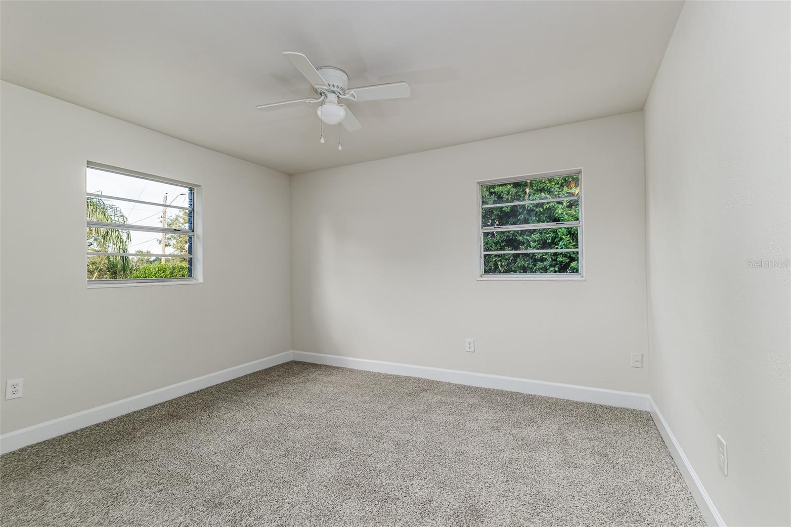 Image 10 of 18 For 1664 Bayview Drive