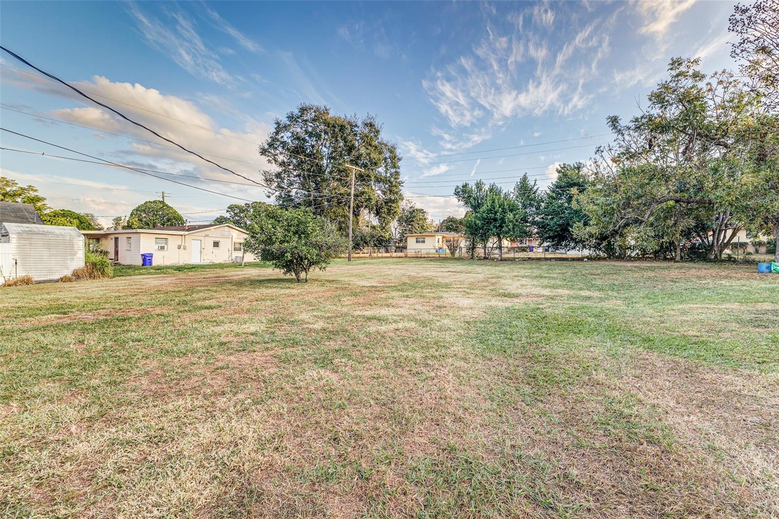 Image 14 of 18 For 1664 Bayview Drive