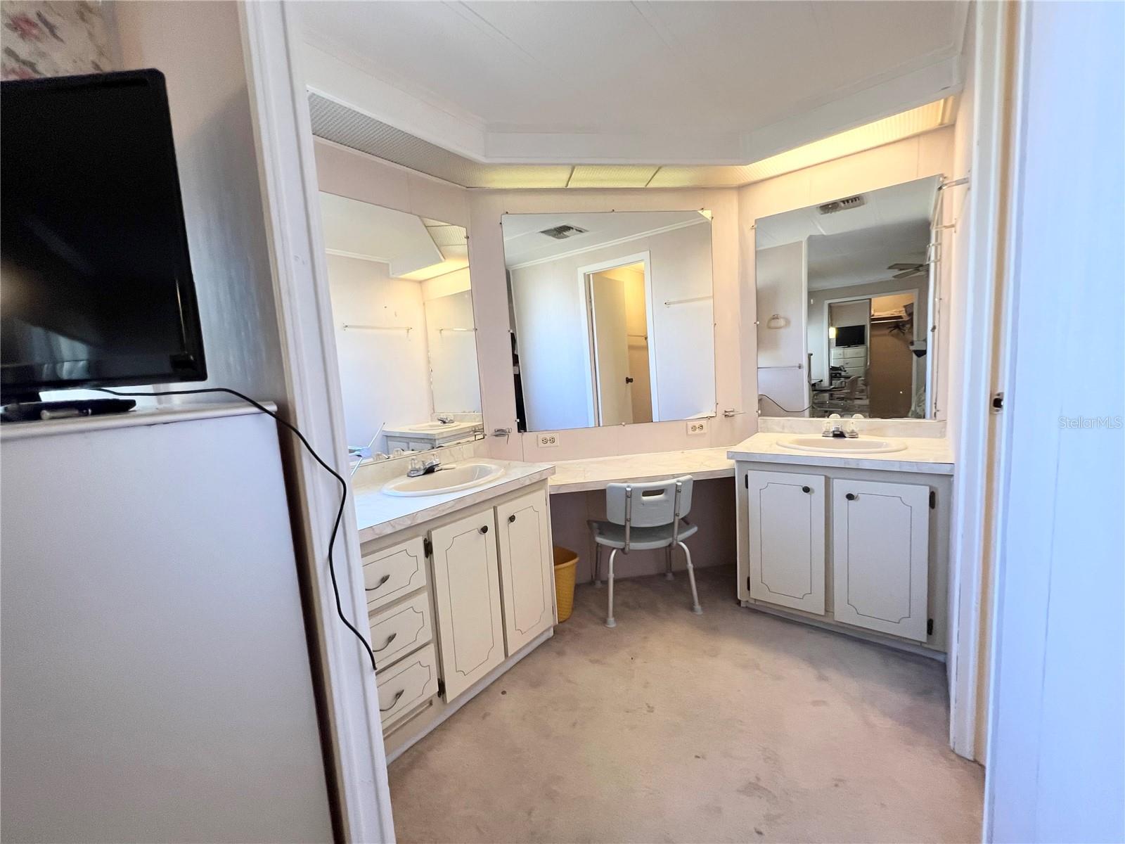 Image 15 of 30 For 310 Martin Drive