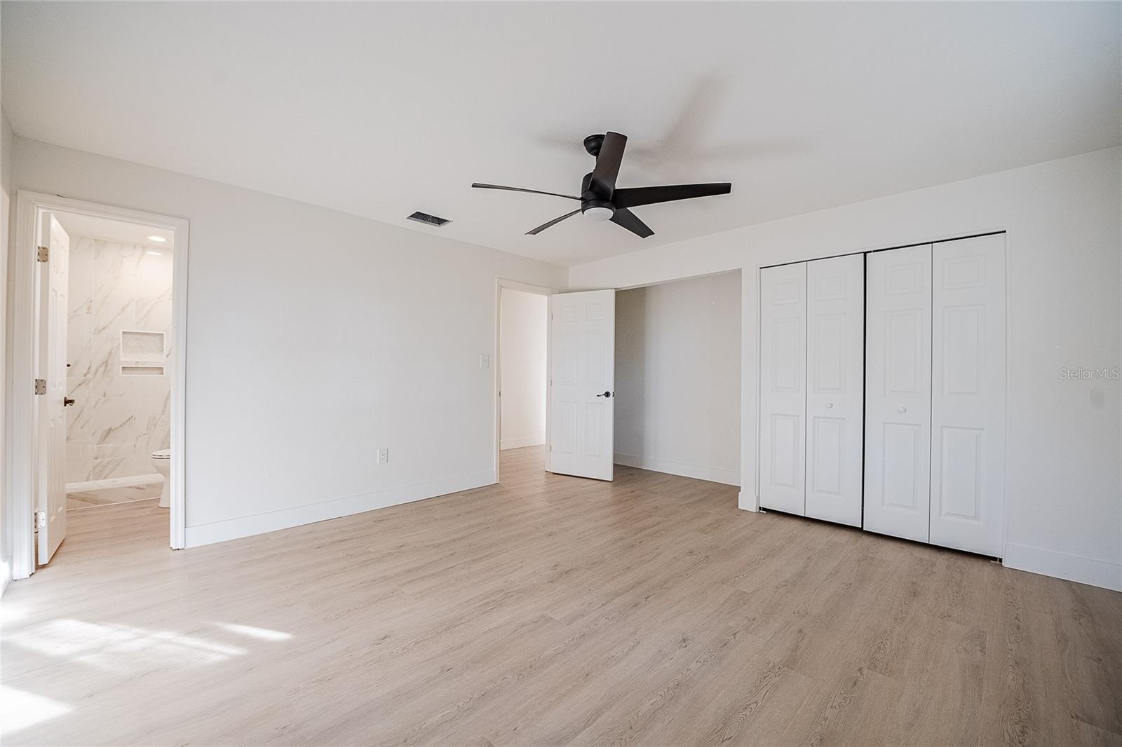 Image 15 of 24 For 6212 Woodsfield Way