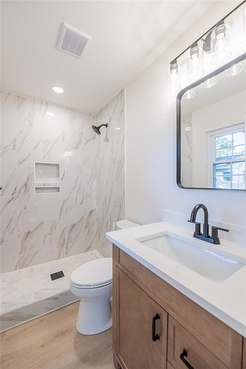 Image 16 of 24 For 6212 Woodsfield Way