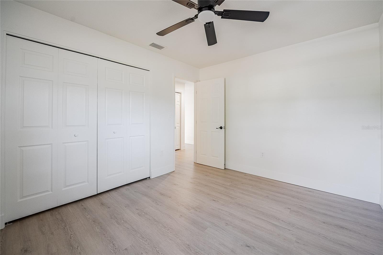 Image 18 of 24 For 6212 Woodsfield Way