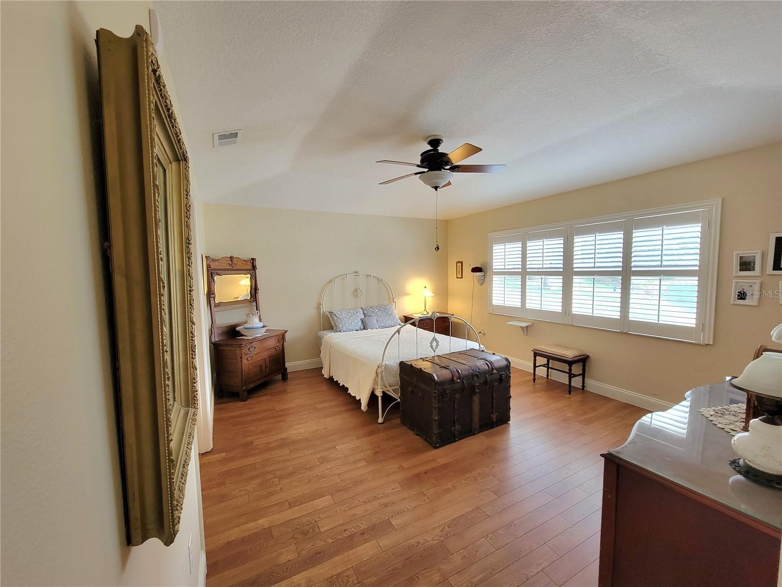 Image 20 of 51 For 3535 Saddlebrook Way