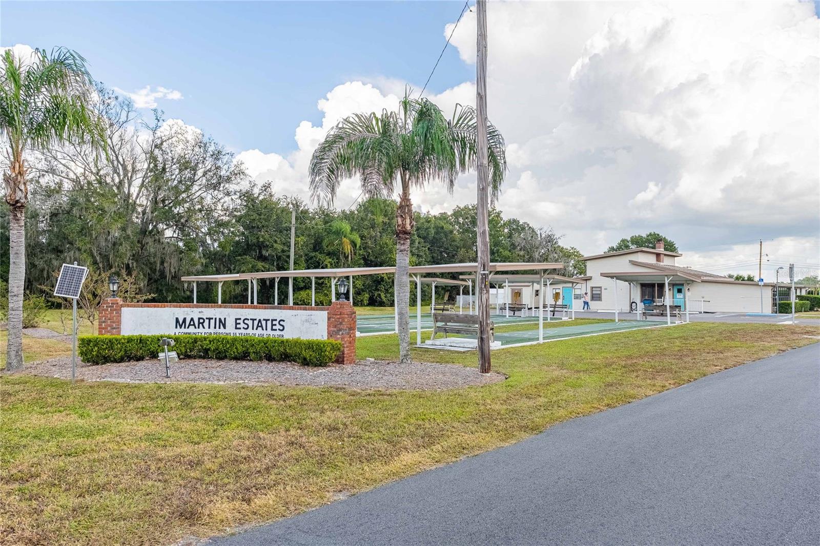 Image 13 of 54 For 426 Martin Drive