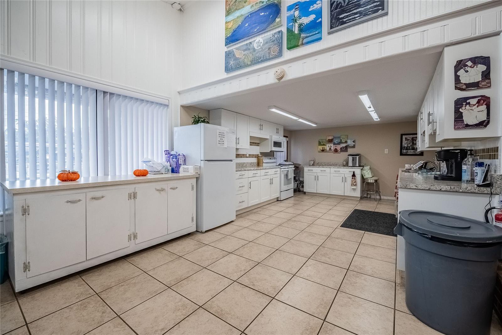 Image 19 of 54 For 426 Martin Drive