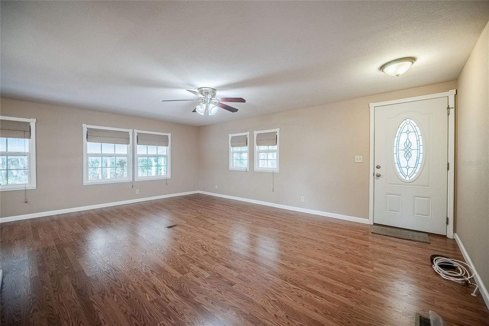 Image 29 of 54 For 426 Martin Drive