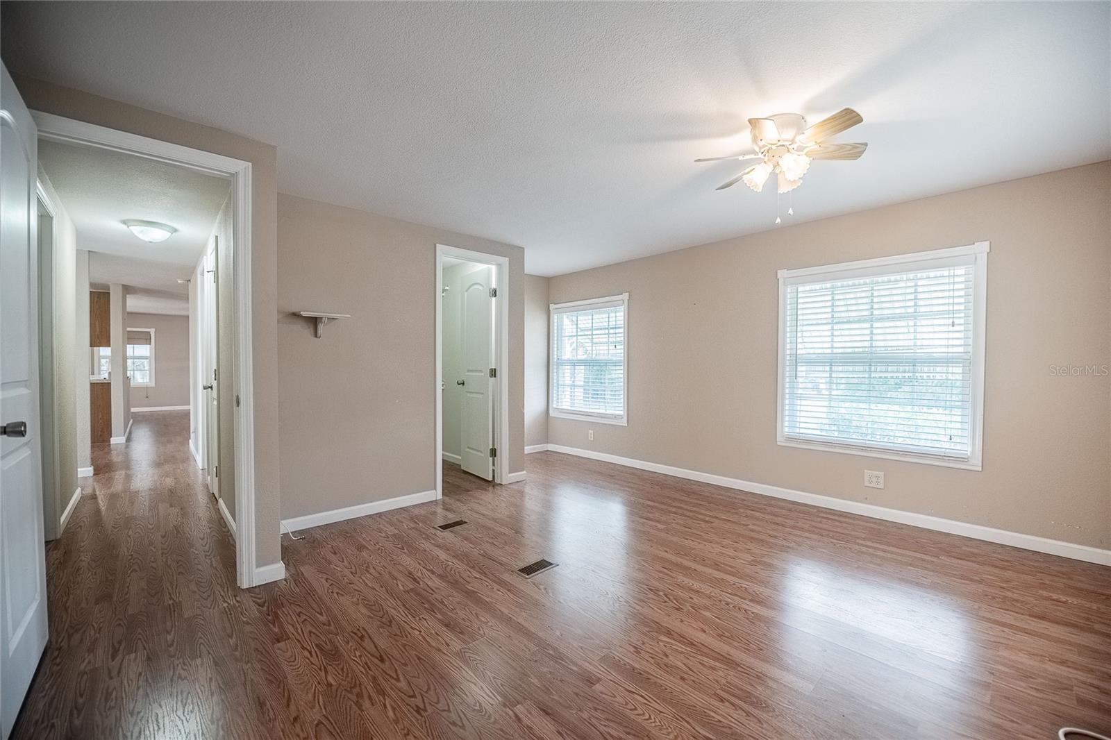 Image 34 of 54 For 426 Martin Drive