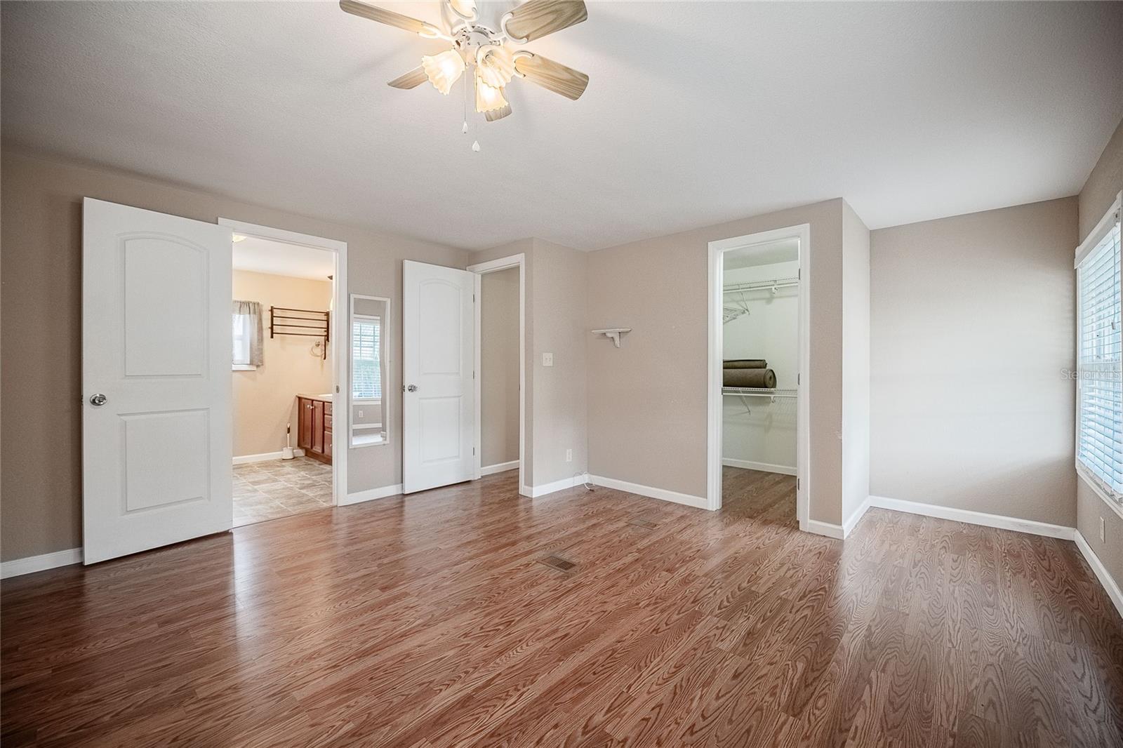 Image 35 of 54 For 426 Martin Drive