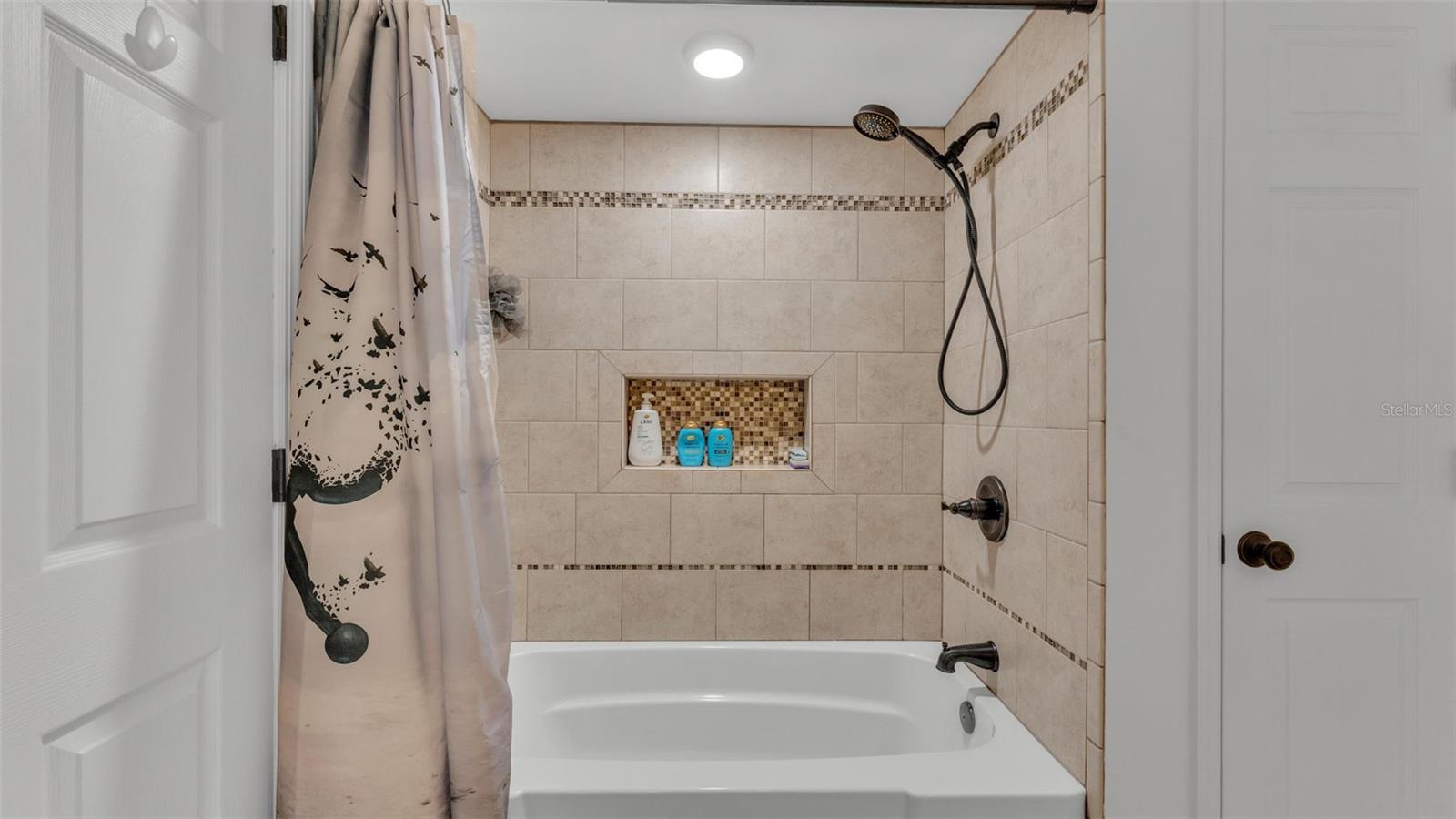 Image 33 of 45 For 4965 Tradition Drive