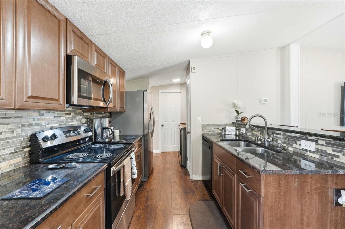 Image 8 of 36 For 1020 Us Highway 98 W